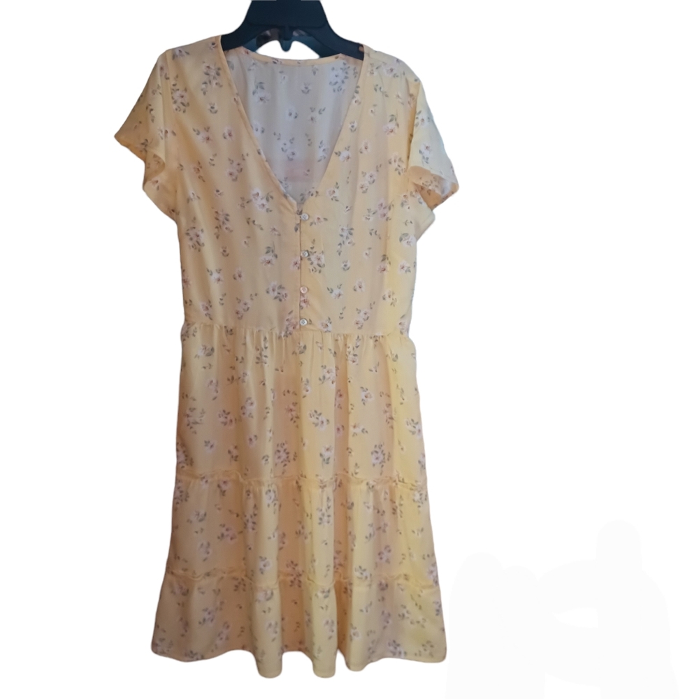 V-neck short sleeve yellow floral Boho tea Summet Picnic  dress Size S